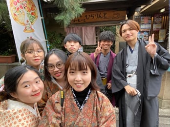 1st kimono_ＮＧＵＹＥＮ Ｔｈｕ Ｎｇａ